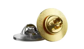 Butterfly clutch attachment